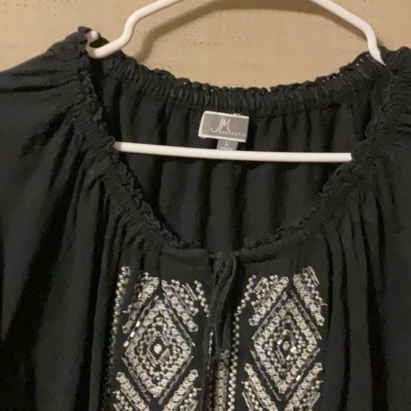 JM Collection Black Graphic Blouse Relaxed Fit - Picture 3 of 8